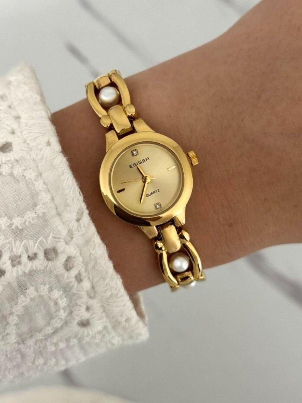 SKU0580 Retro Gold White Pearl Women Minimalist Watch Bracelet Stainless steel